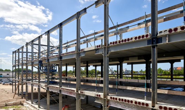 BioPartner 5 in aanbouw met gebruik van donorstaal uit Gorlaeus-gebouw