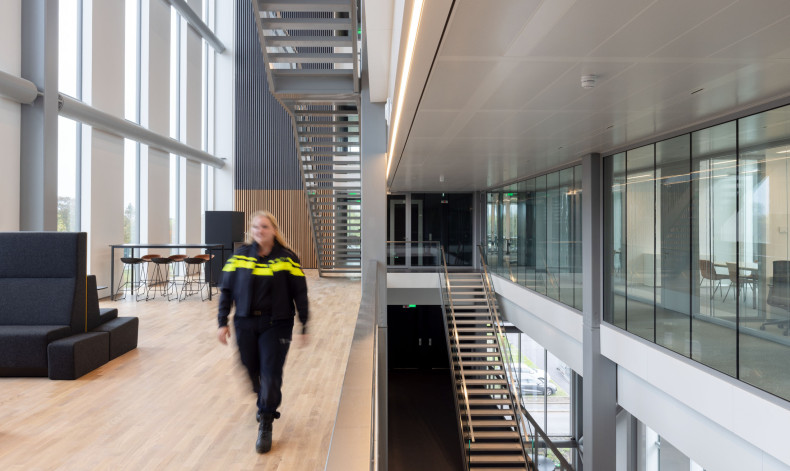 Meldkamer Apeldoorn - Lucas van der Wee